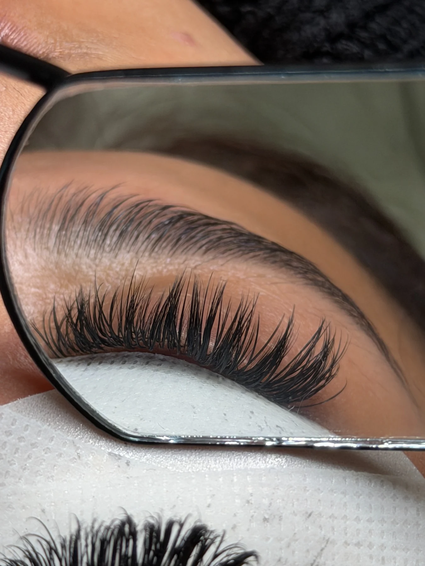 Lash detail